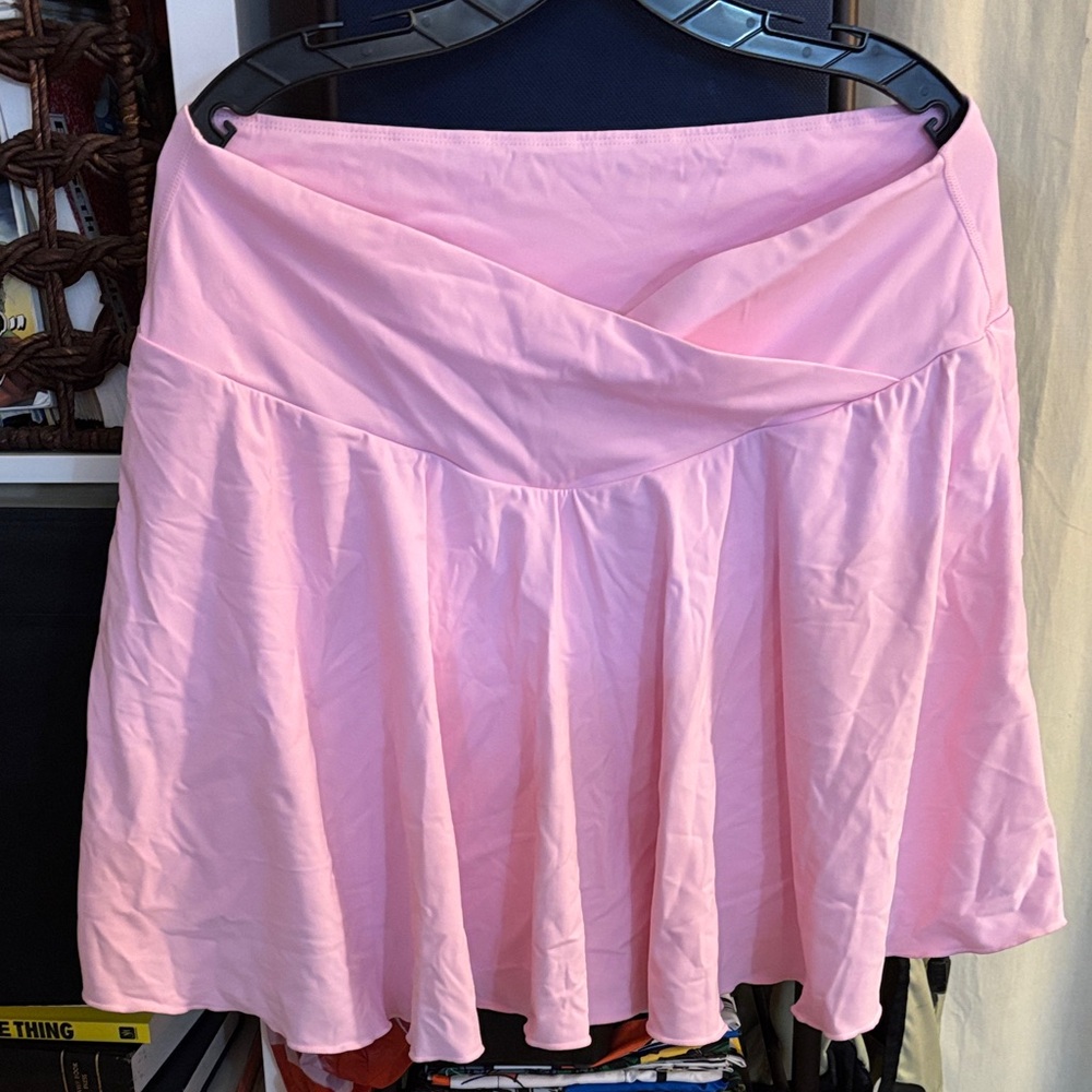 Pink Women’s Athletic Skort